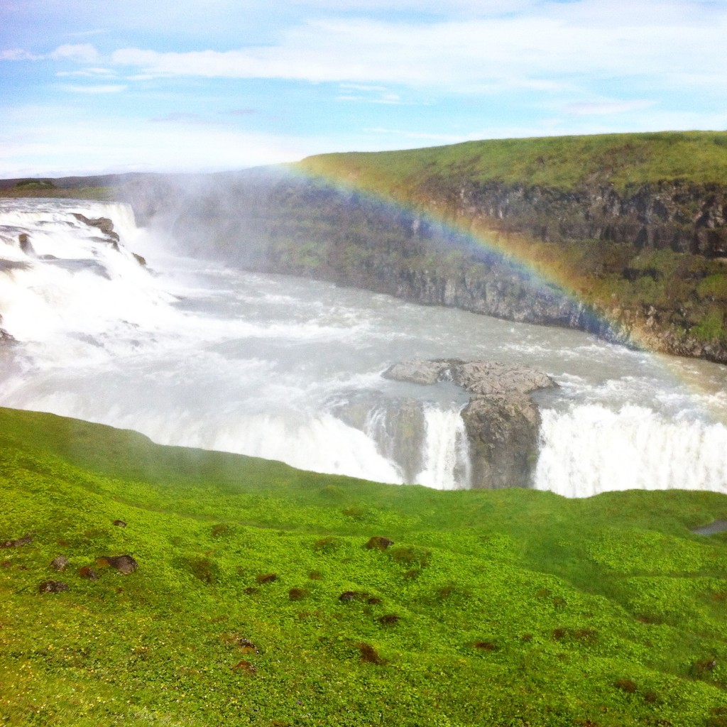 WBC-Instagram-3-islande-gulfoss-rainbow