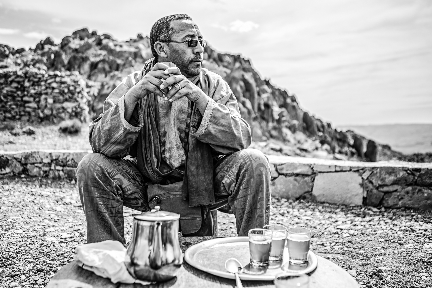 Thé préparé par notre guide au Maroc
