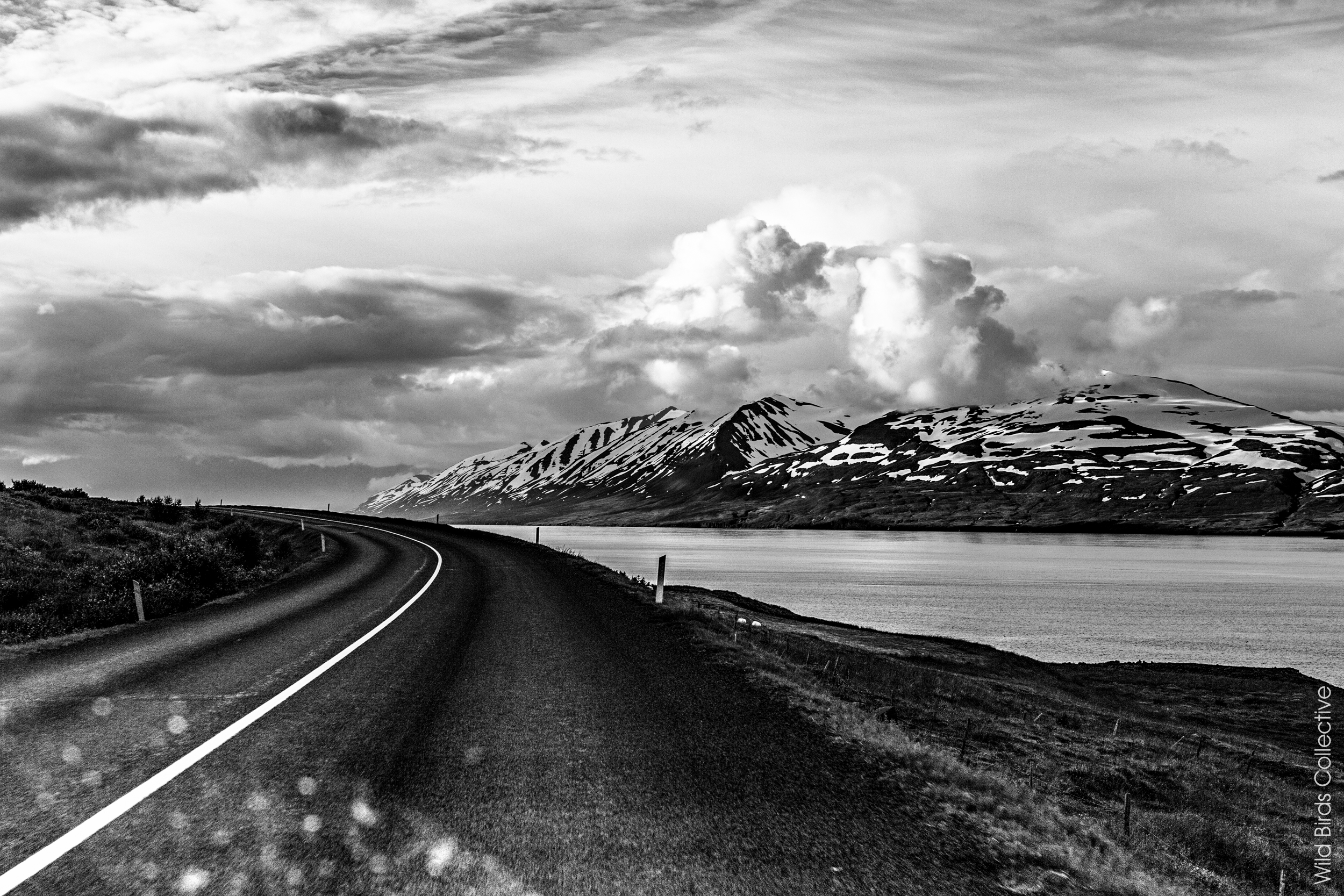 Montagne enneigée Akureyri Islande
