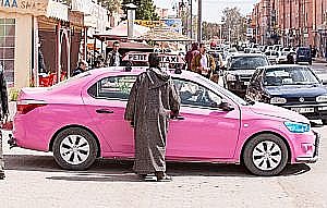 Taxi rose au Maroc